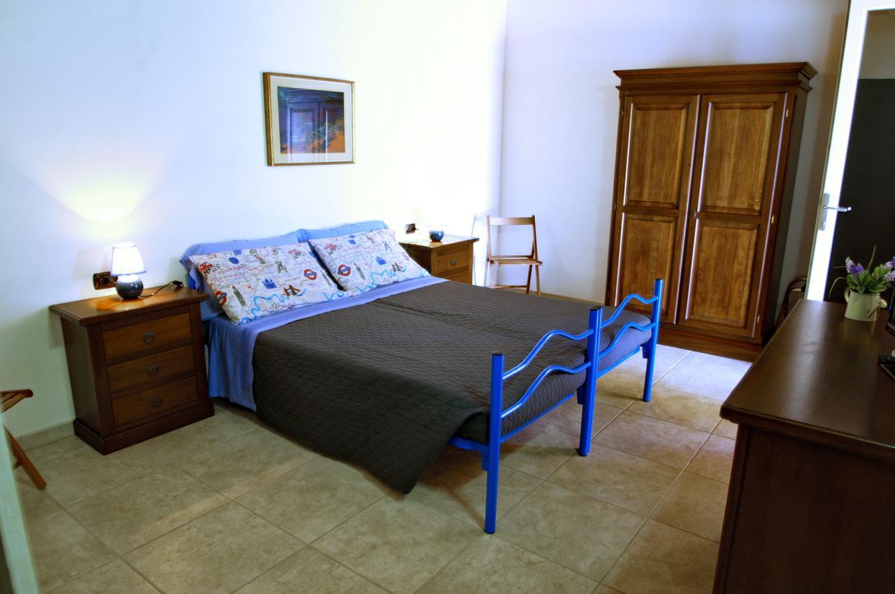 Fattoria Corte Noa Guest House Masainas Eksteriør bilde